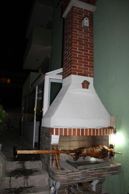 Семеен Хотел Идън Sveti Vlas Extérieur photo